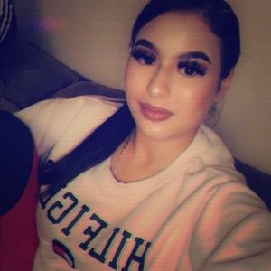 Meet your Posher, Brianna